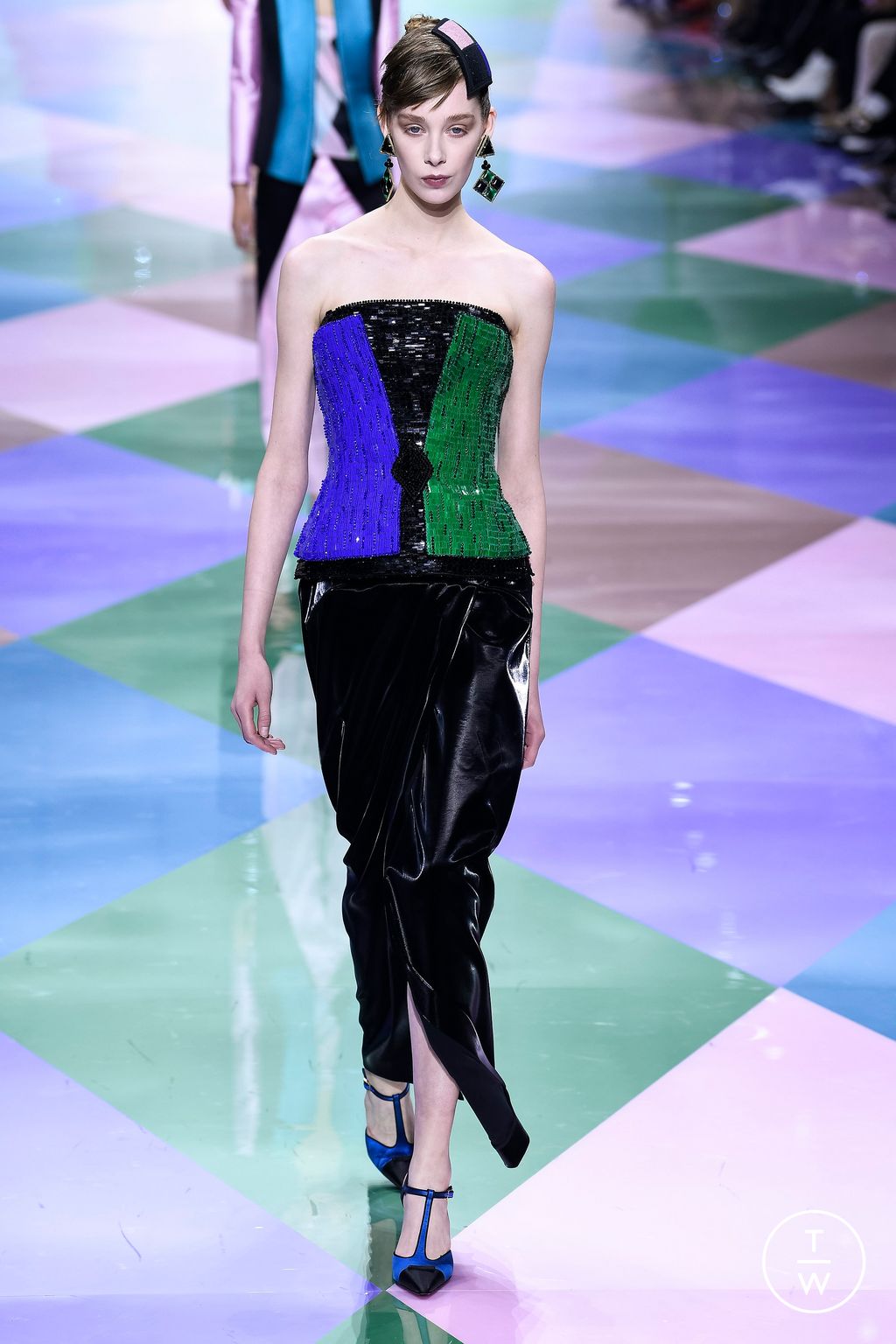 Fashion Week Paris Spring/Summer 2023 look 45 from the Giorgio Armani Privé collection couture