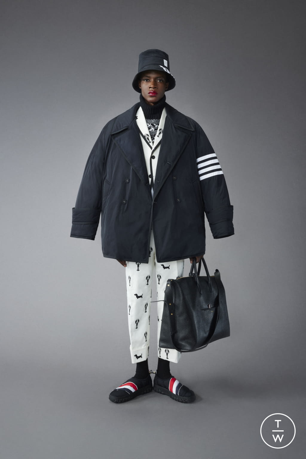 Fashion Week Paris Pre-Fall 2022 look 45 from the Thom Browne collection menswear