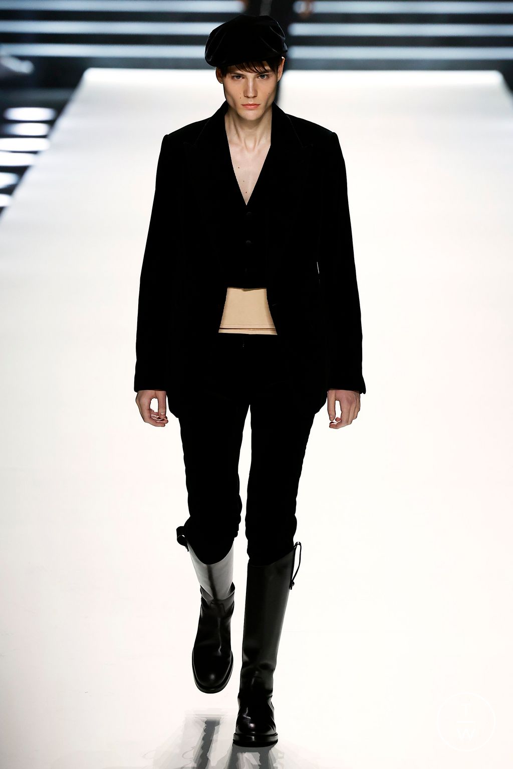 Fashion Week Milan Fall/Winter 2023 look 65 de la collection Dolce & Gabbana menswear