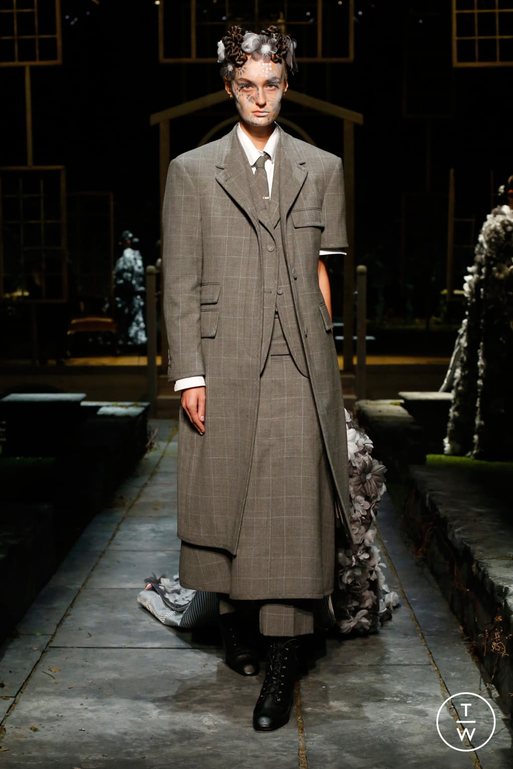 Fashion Week New York Spring/Summer 2022 look 41 from the Thom Browne collection womenswear