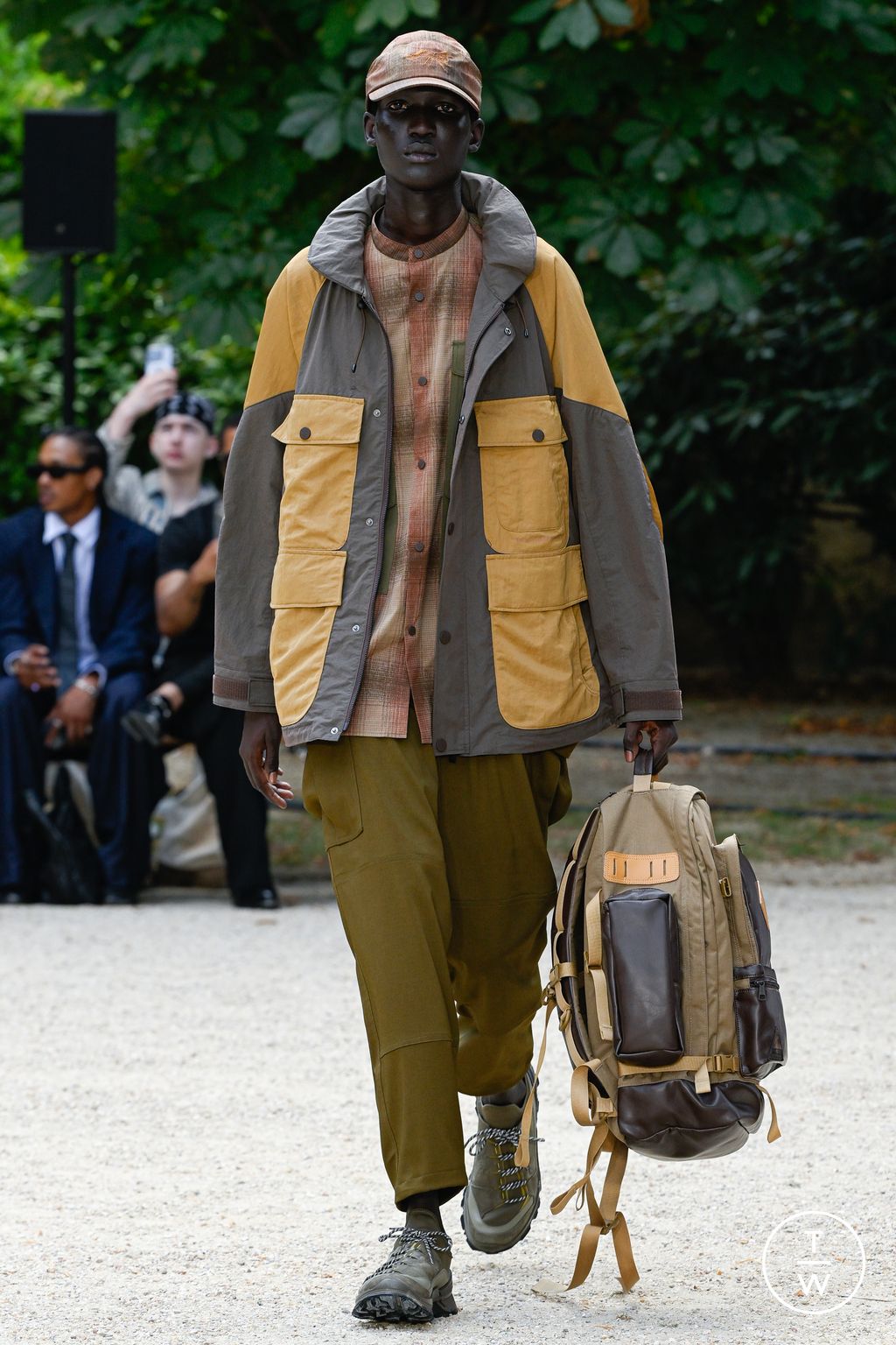 Fashion Week Paris Spring/Summer 2026 look 41 de la collection White Mountaineering menswear