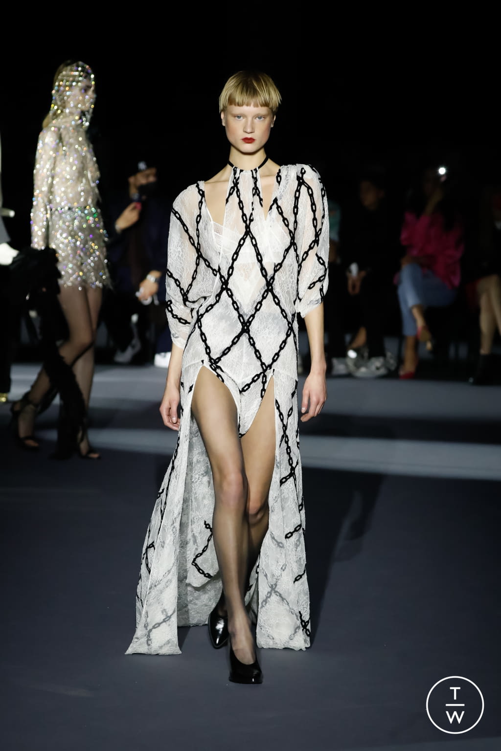 Fashion Week Milan Fall/Winter 2022 look 42 from the Philosophy di Lorenzo Serafini collection womenswear