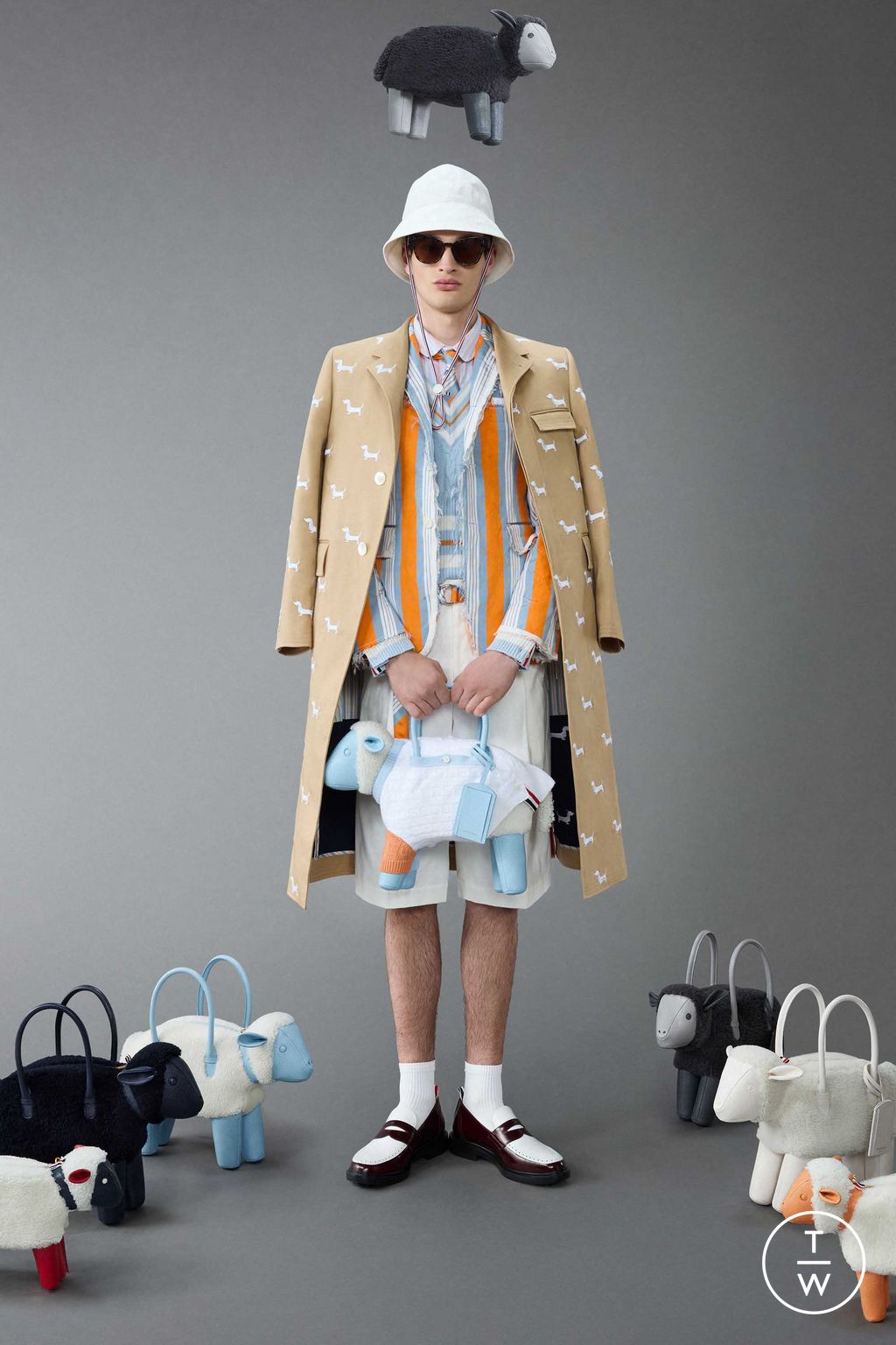 Fashion Week New York Resort 2024 look 41 from the Thom Browne collection menswear
