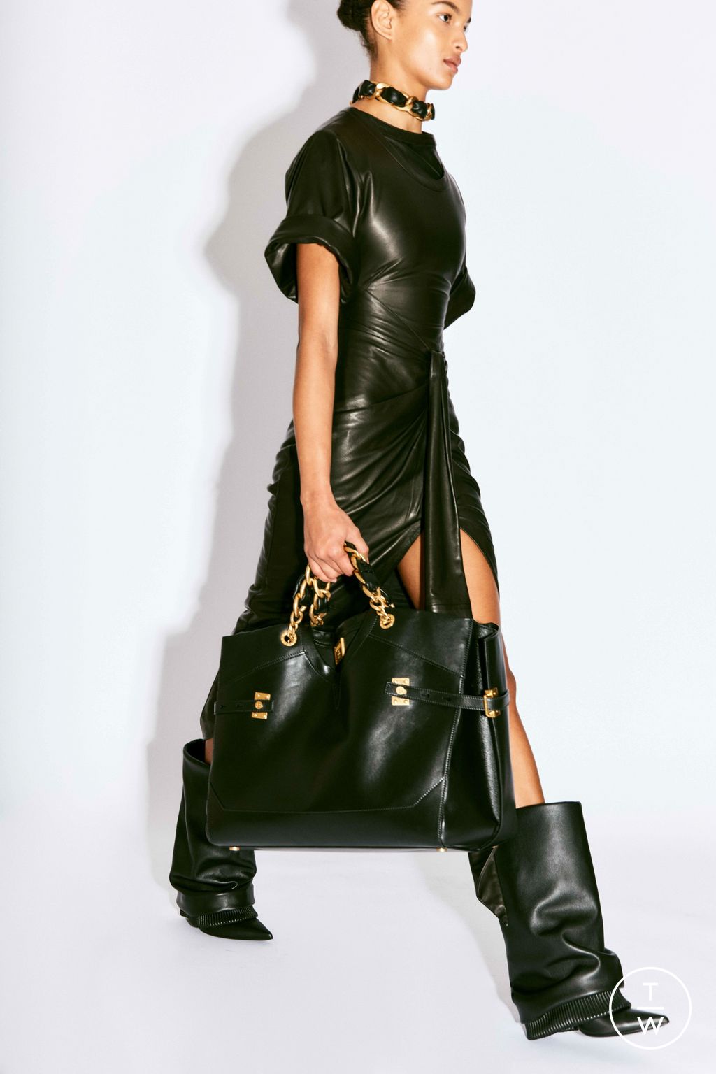 Fashion Week Paris Resort 2025 look 41 from the Balmain collection womenswear