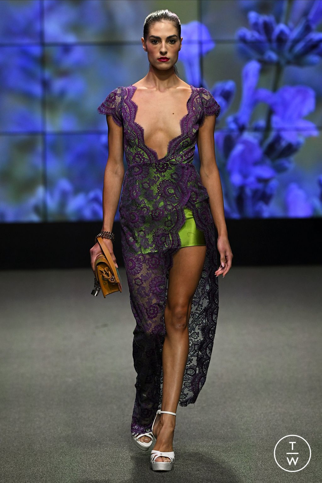 Fashion Week New York Spring/Summer 2023 look 32 from the Frederick Anderson collection womenswear