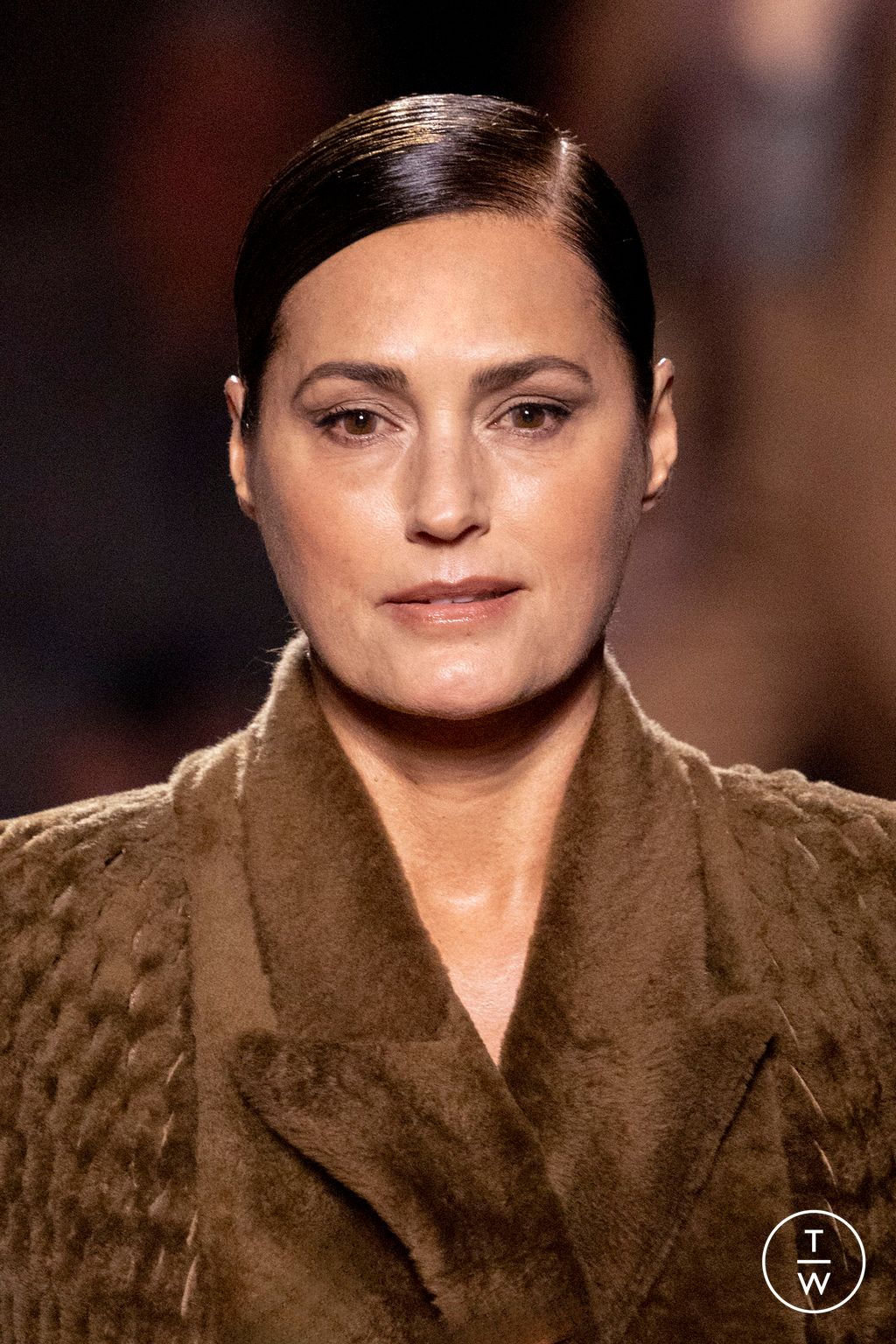 Fashion Week Milan Fall/Winter 2025 look 122 from the Fendi collection 女装配饰