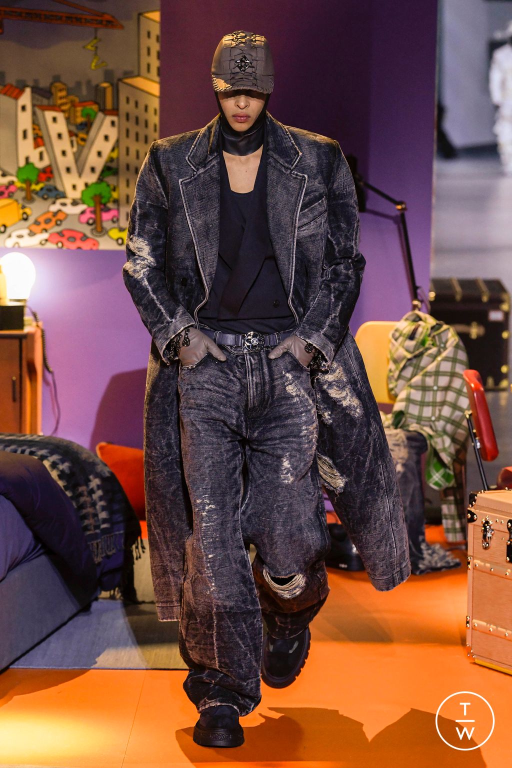Fashion Week Paris Fall/Winter 2023 look 41 from the Louis Vuitton collection menswear