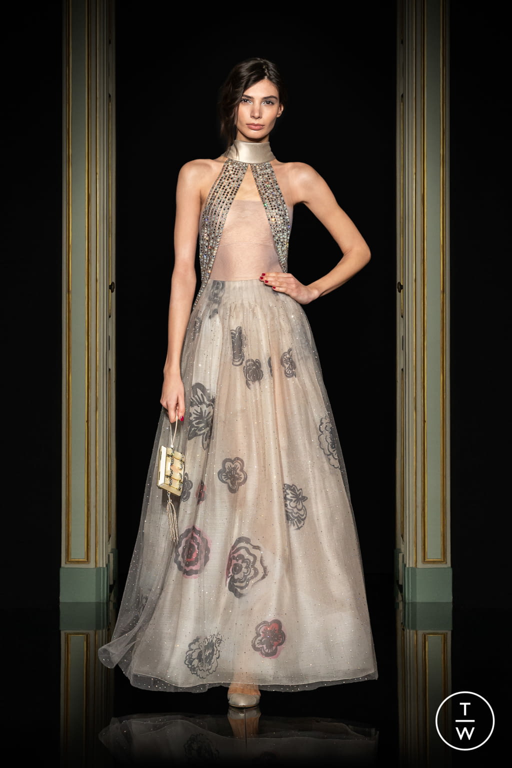 Fashion Week Paris Spring/Summer 2021 look 42 from the Giorgio Armani Privé collection couture