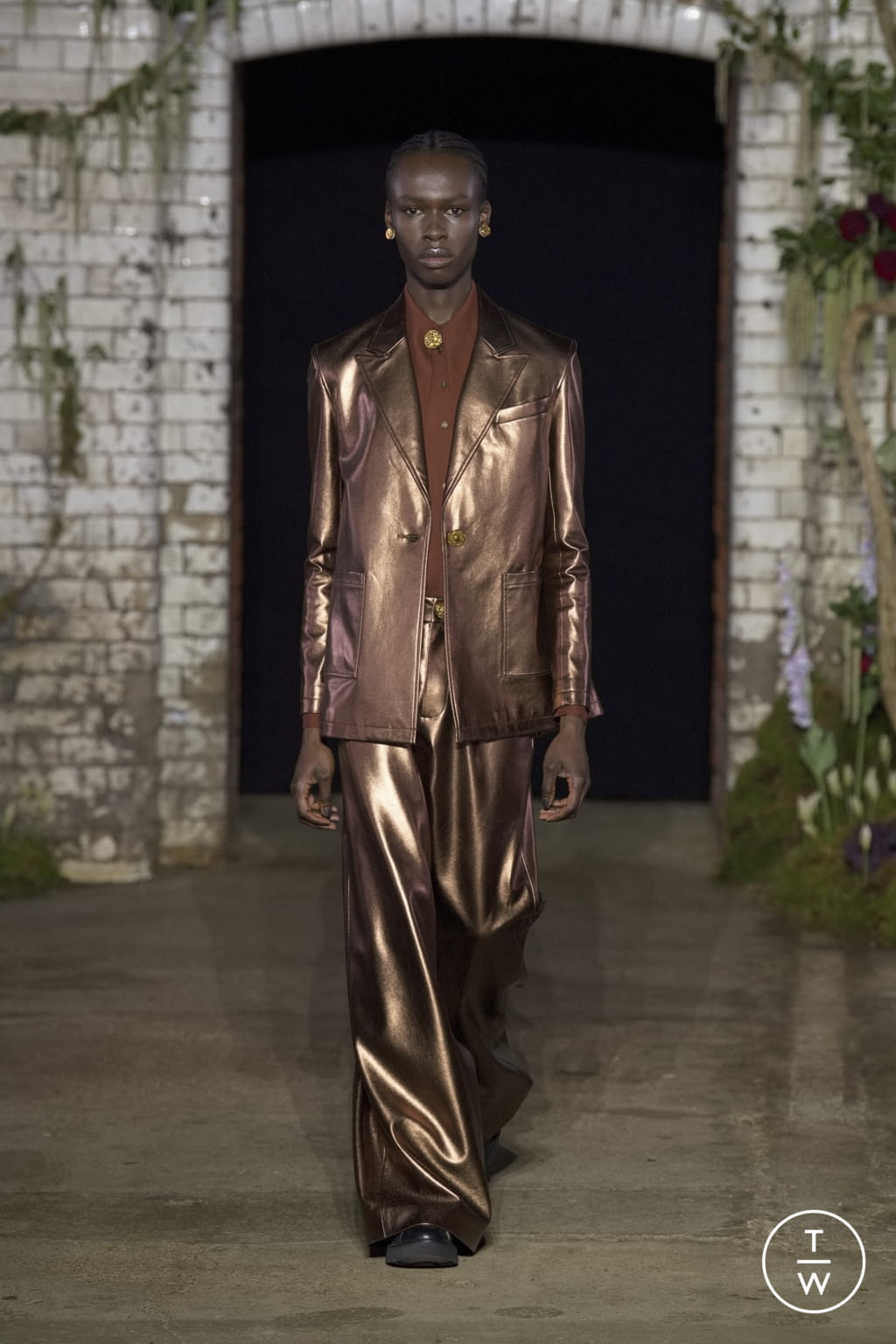 Fashion Week London Fall/Winter 2022 look 42 from the MITHRIDATE collection womenswear