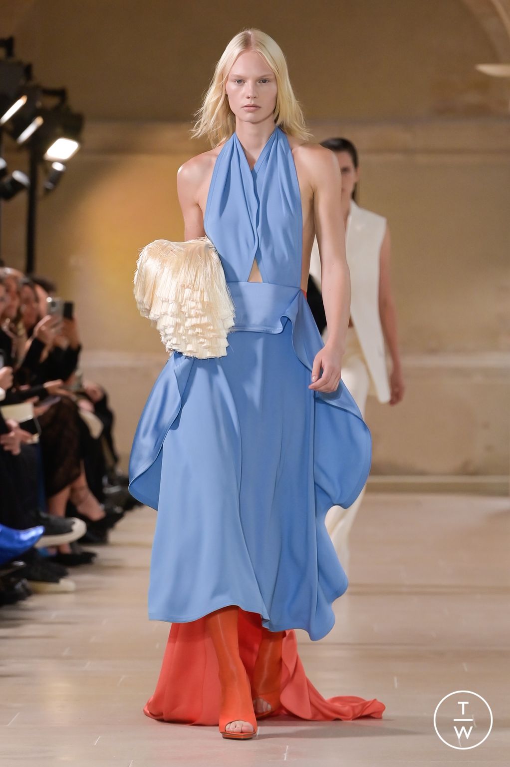 Fashion Week Paris Spring/Summer 2023 look 20 from the Victoria Beckham collection womenswear