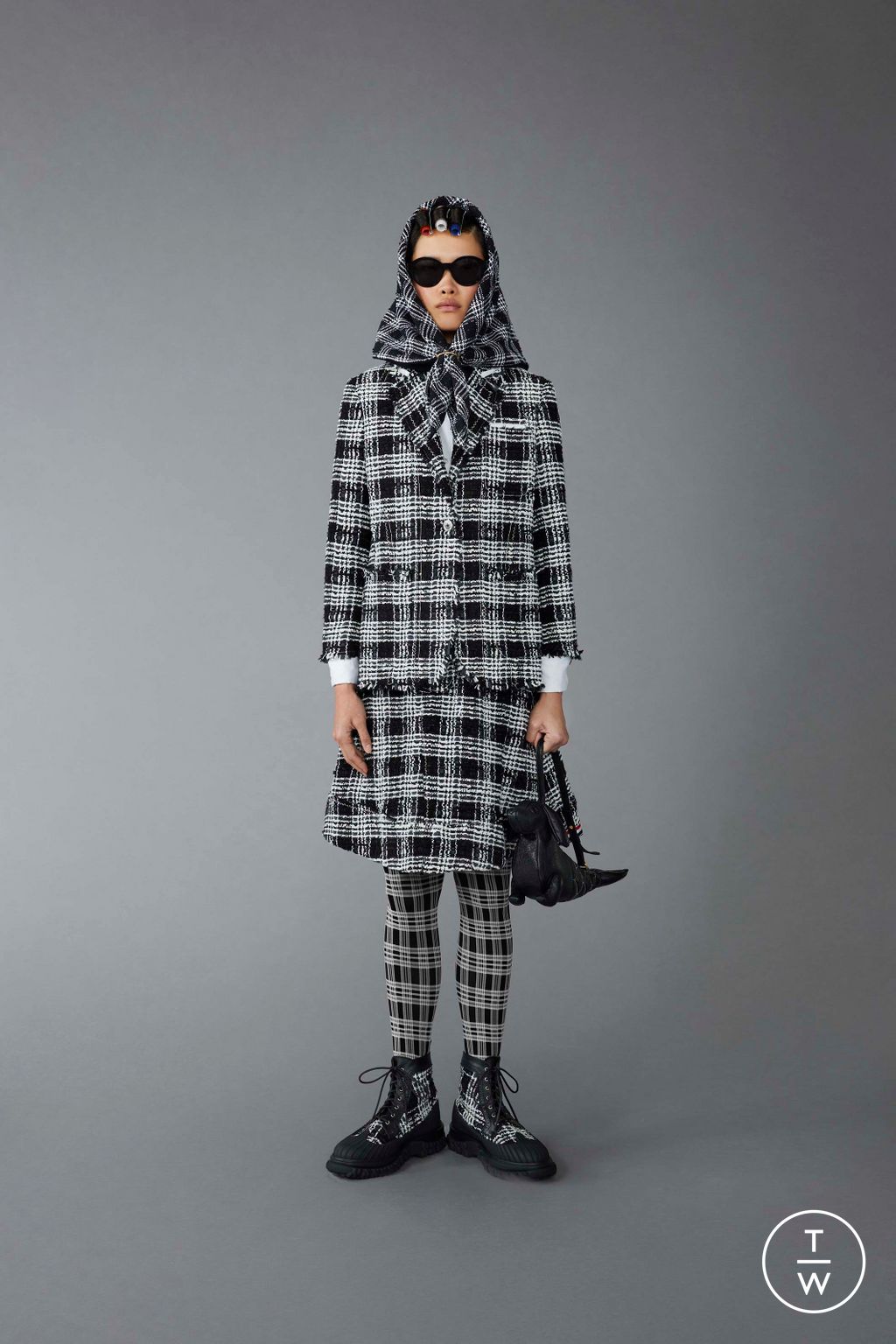 Fashion Week Paris Pre-Fall 2023 look 42 from the Thom Browne collection womenswear