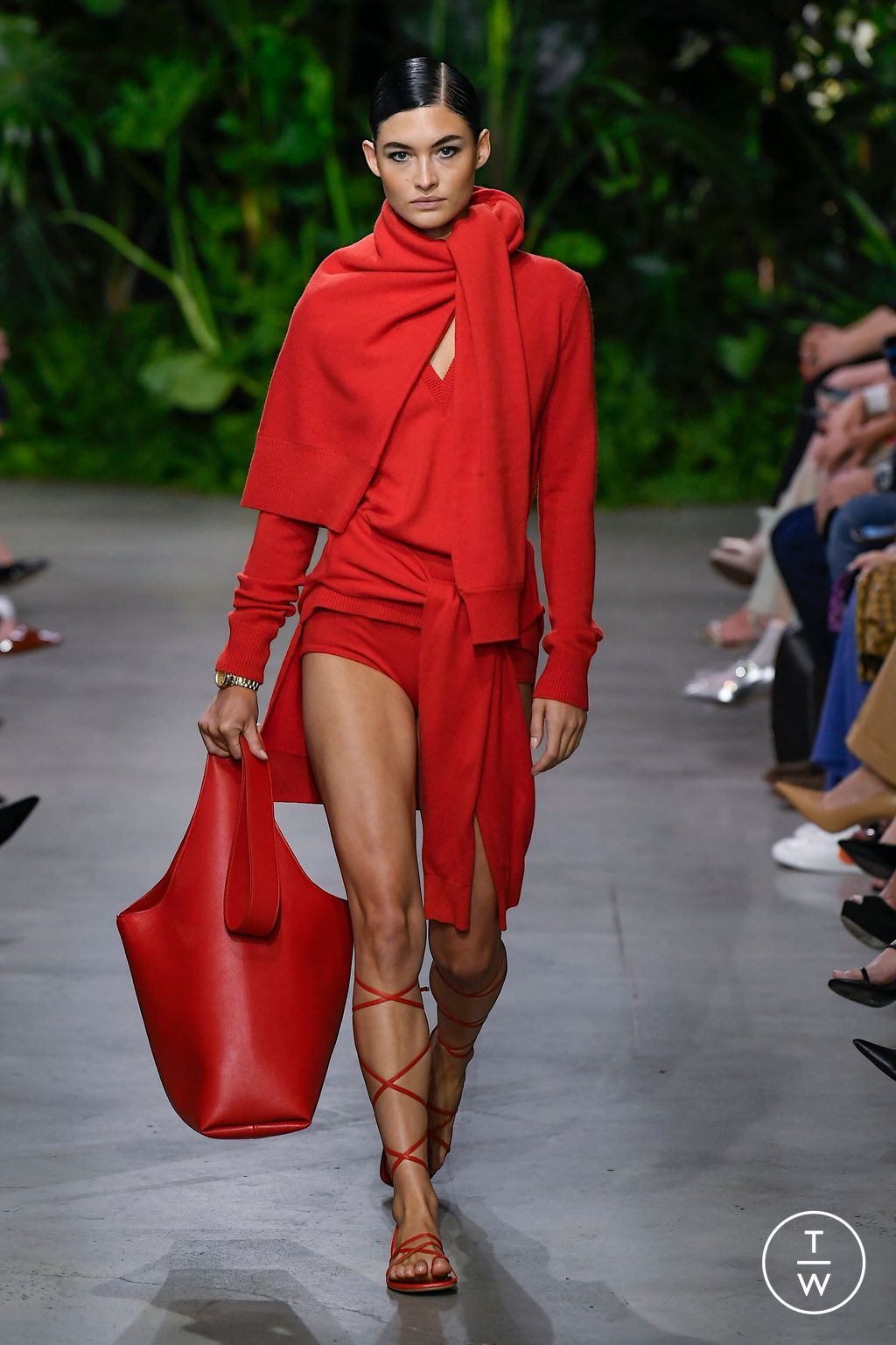 Fashion Week New York Spring/Summer 2023 look 15 de la collection Michael Kors Collection womenswear