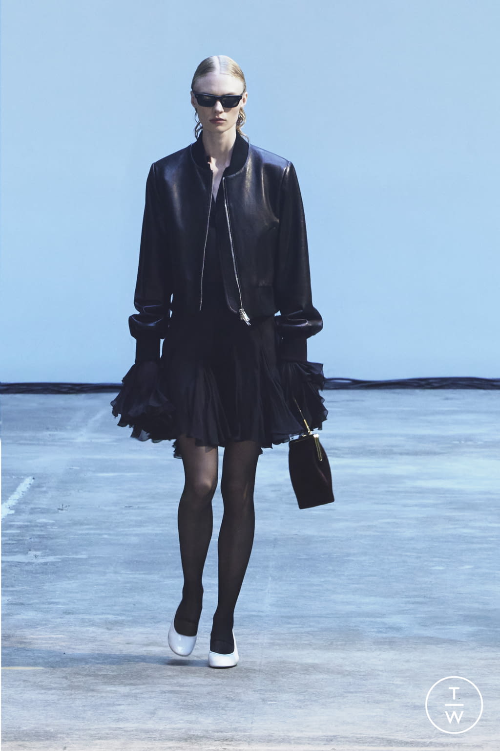 Fashion Week New York Fall/Winter 2022 look 43 de la collection Khaite womenswear