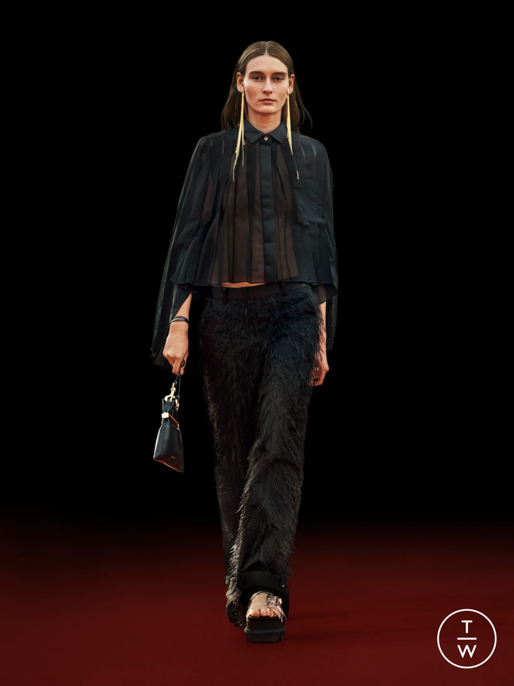 Fashion Week Paris Spring/Summer 2022 look 43 de la collection Sacai womenswear