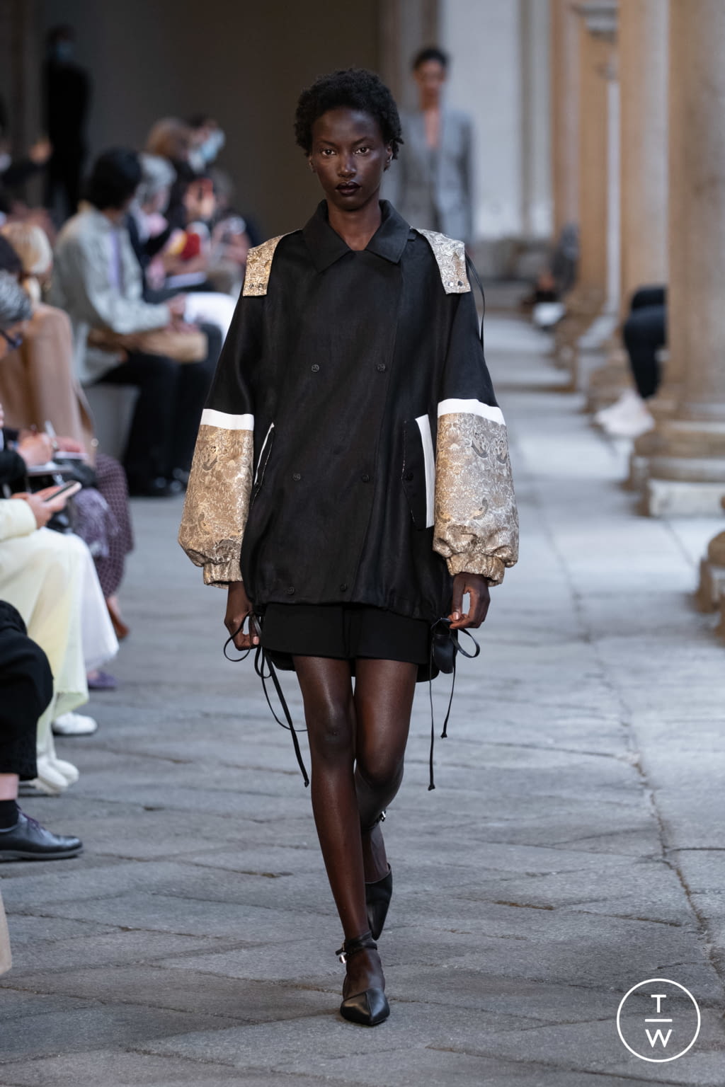 Fashion Week Milan Spring/Summer 2021 look 43 from the Max Mara collection 女装