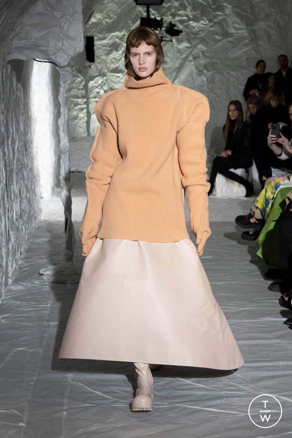 Fashion Week Milan Fall/Winter 2024 look 43 from the Marni collection womenswear