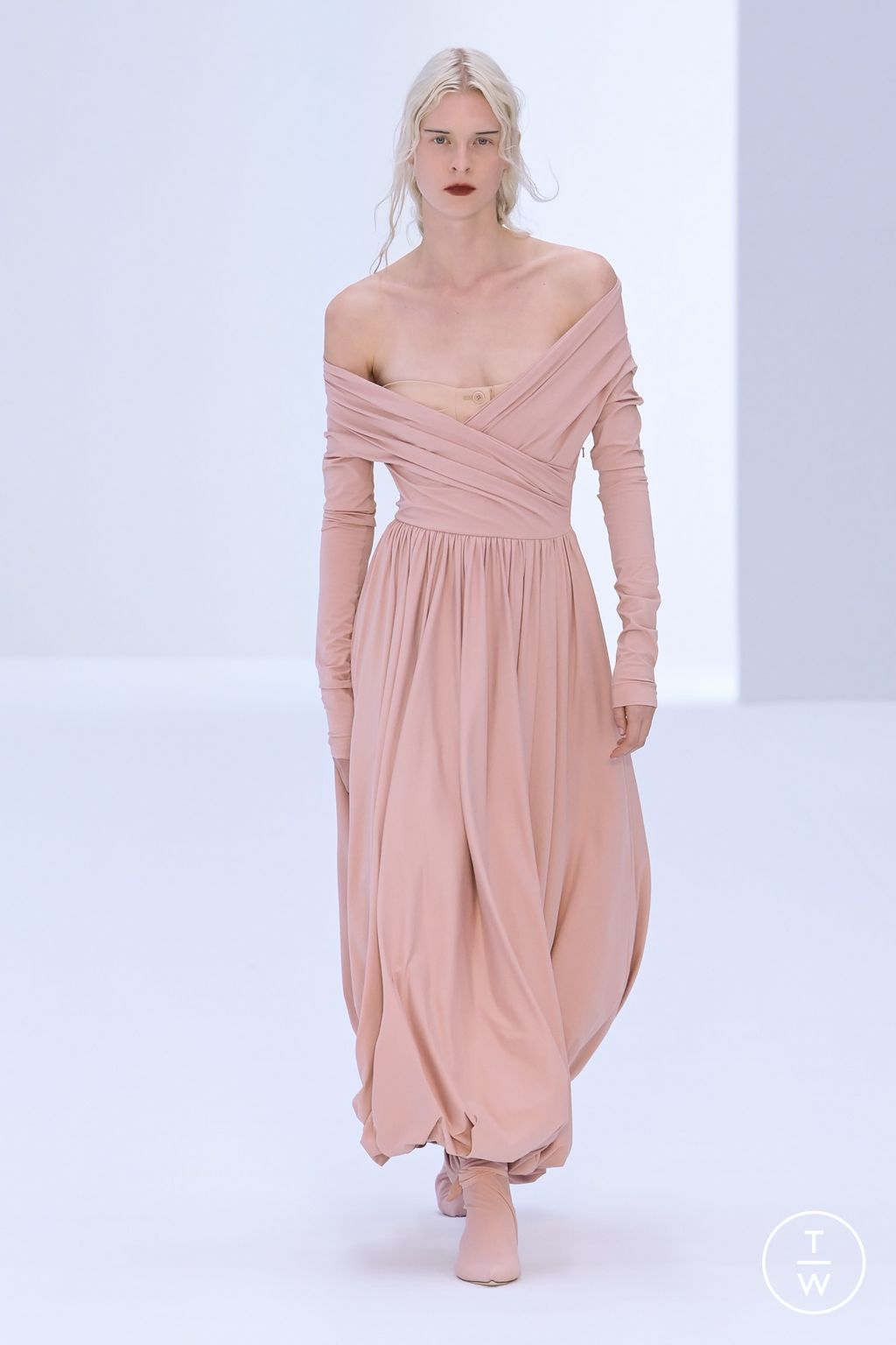 Fashion Week Milan Spring/Summer 2023 look 38 de la collection Philosophy di Lorenzo Serafini womenswear