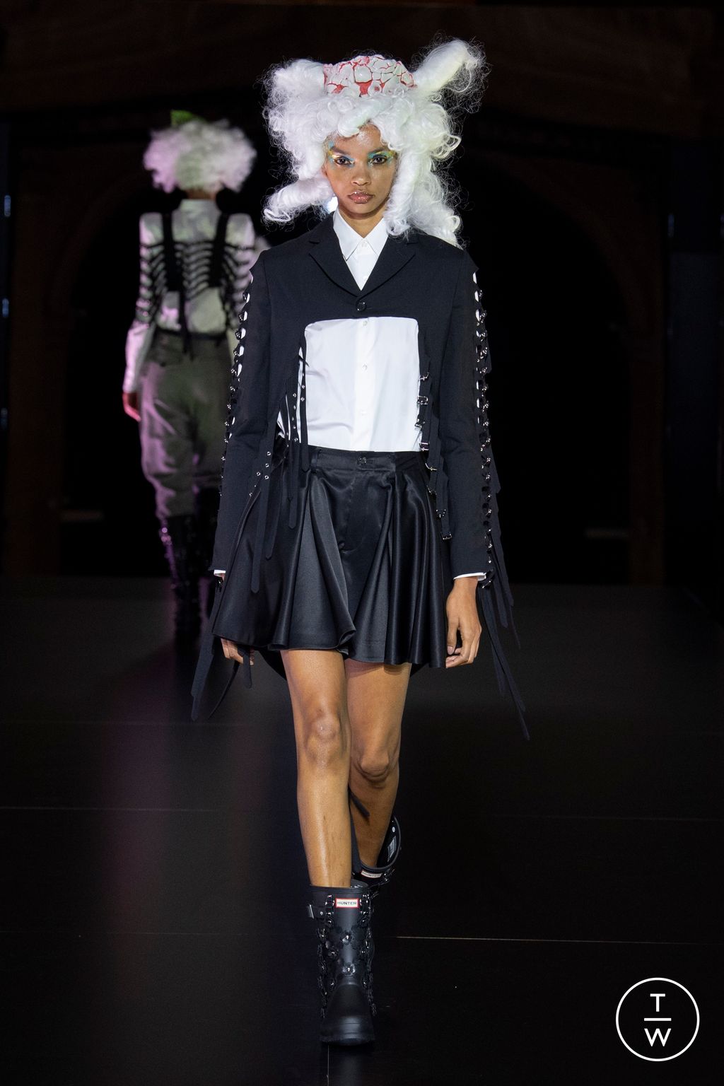 Fashion Week Paris Spring/Summer 2023 look 9 de la collection Noir Kei Ninomiya womenswear