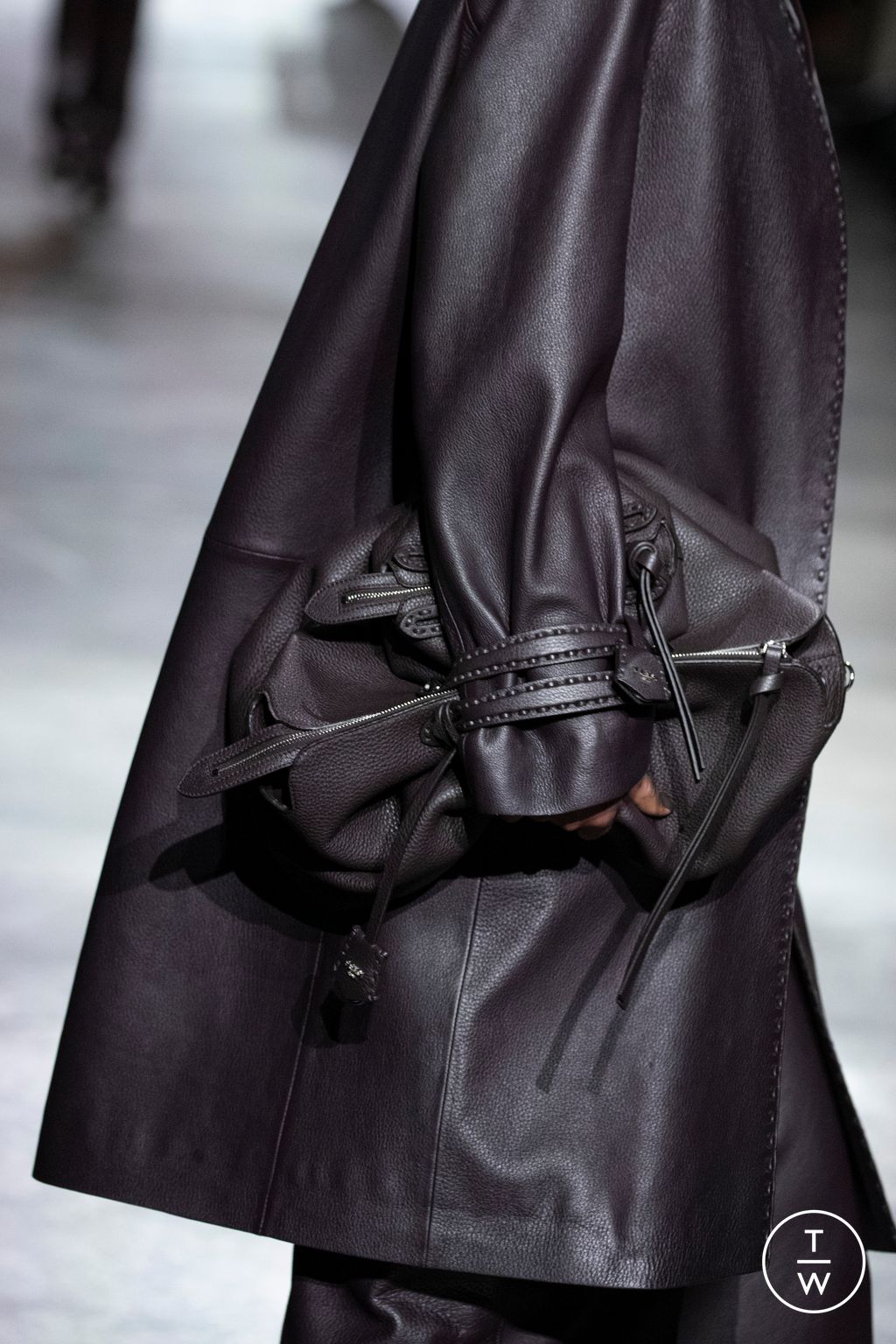 Fashion Week Milan Fall/Winter 2024 look 33 from the Fendi collection womenswear accessories