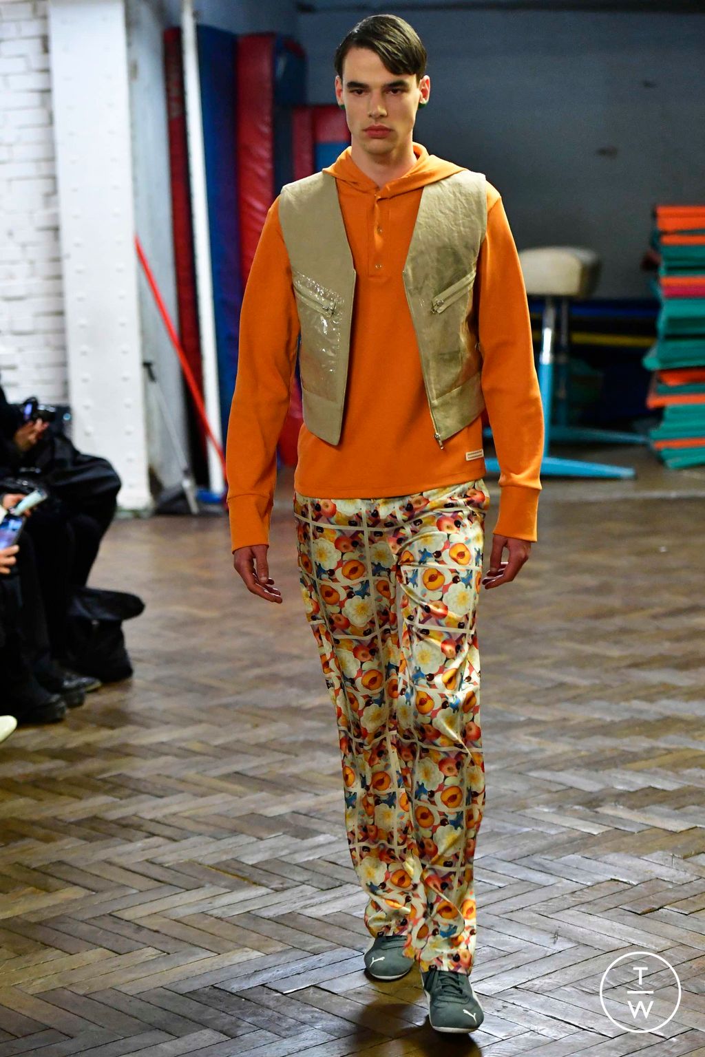 Fashion Week Paris Fall/Winter 2023 look 5 from the Lazoschmidl collection 男装
