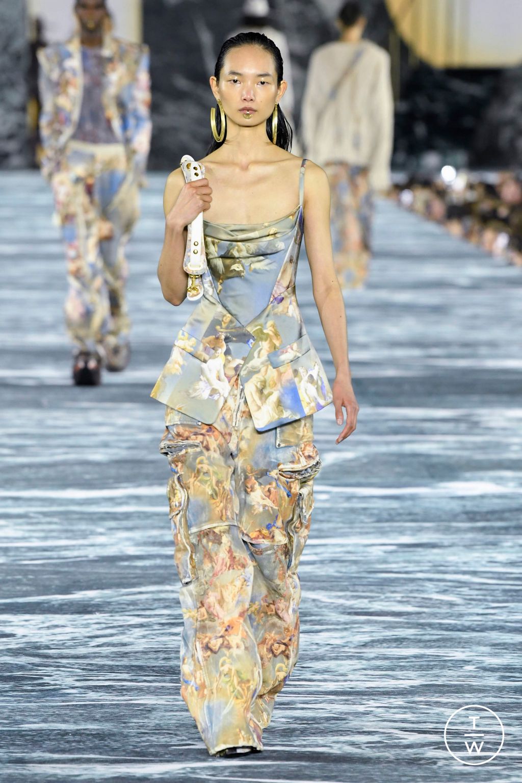 Fashion Week Paris Spring/Summer 2023 look 37 from the Balmain collection 女装
