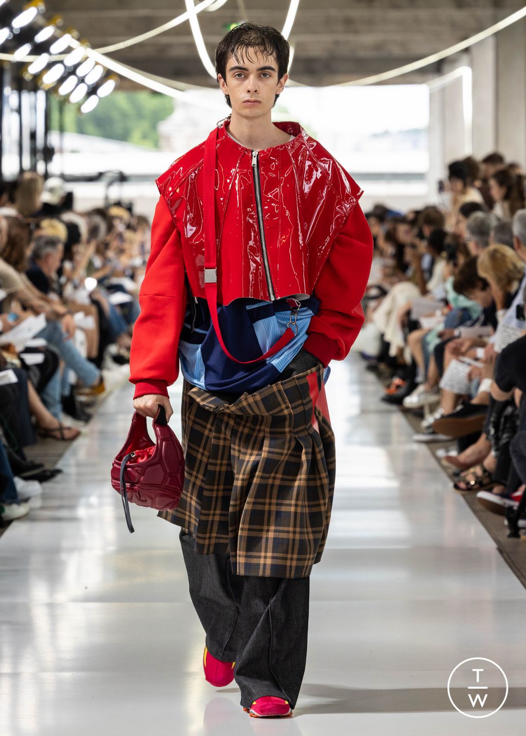 Fashion Week Paris Spring/Summer 2024 look 43 from the IFM PARIS collection menswear
