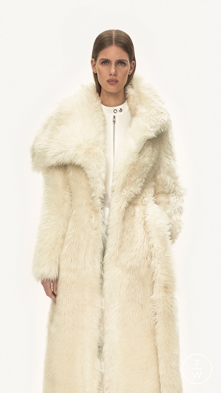 Fashion Week Paris Pre-Fall 2025 look 44 from the Courrèges collection womenswear