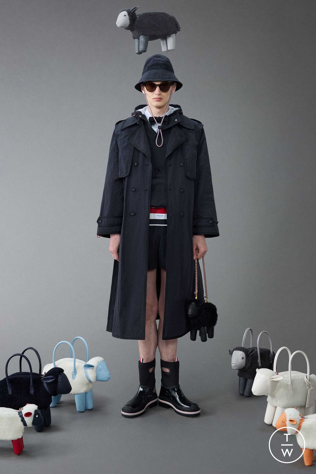 Fashion Week New York Resort 2024 look 44 from the Thom Browne collection menswear