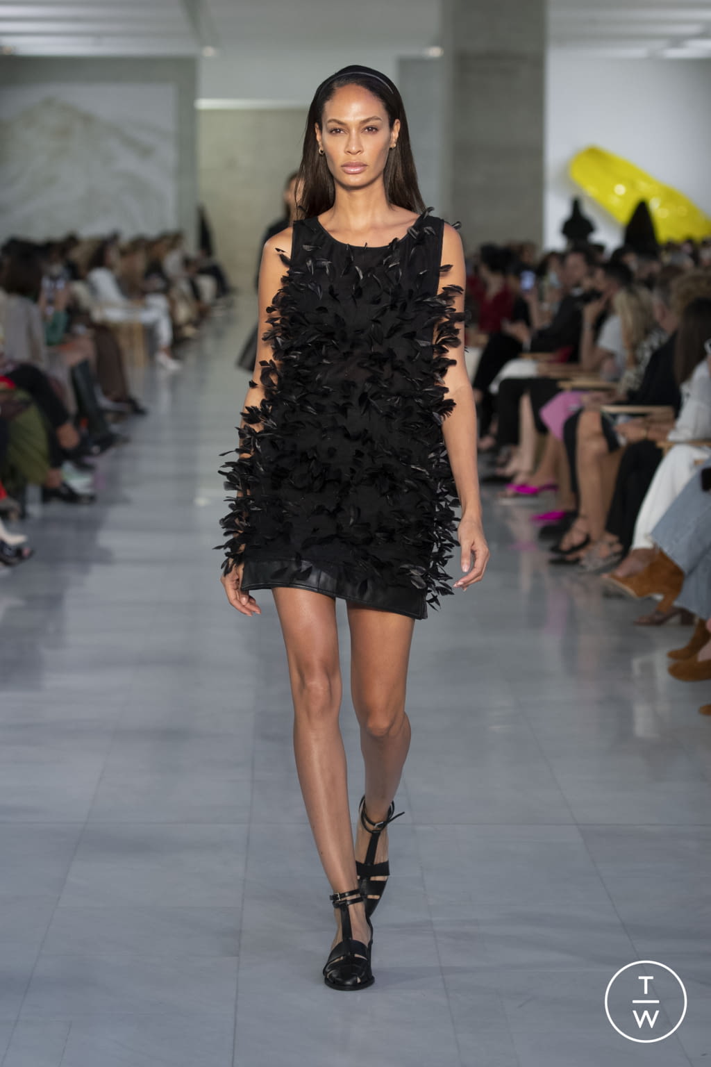 Fashion Week Milan Spring/Summer 2022 look 44 de la collection Max Mara womenswear