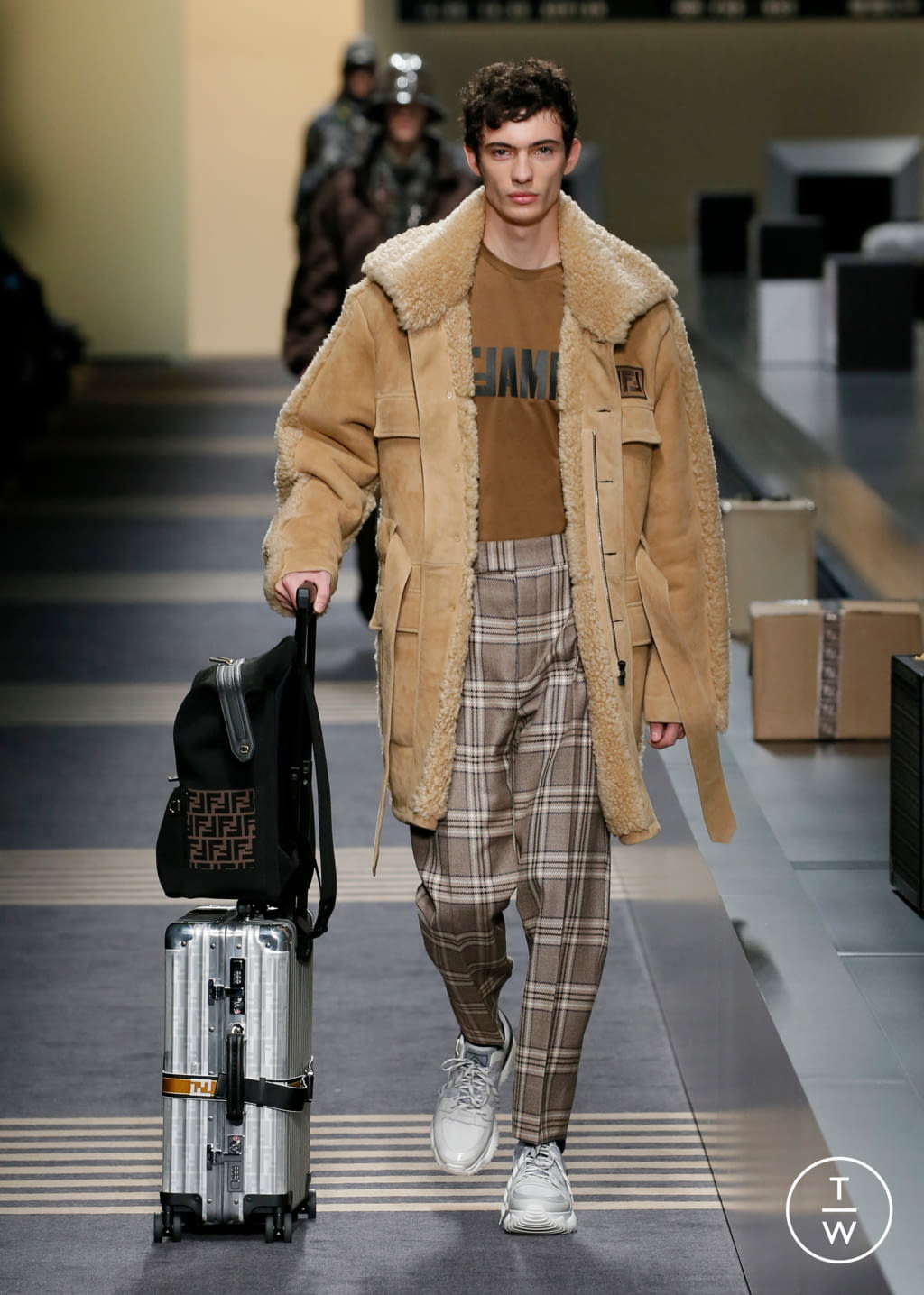 Fashion Week Milan Fall/Winter 2018 look 44 from the Fendi collection menswear