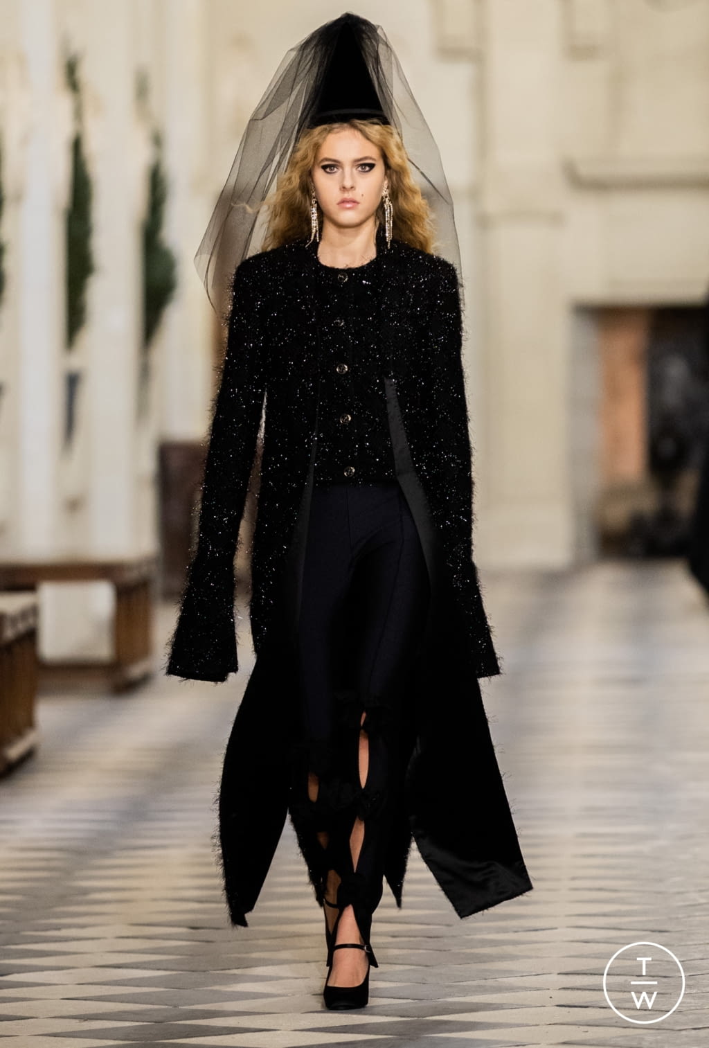 Fashion Week Paris Pre-Fall 2021 look 44 from the Chanel collection 女装