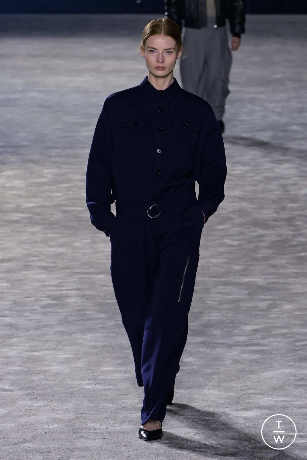 Fashion Week Paris Fall/Winter 2023 look 40 from the Ami collection 男装