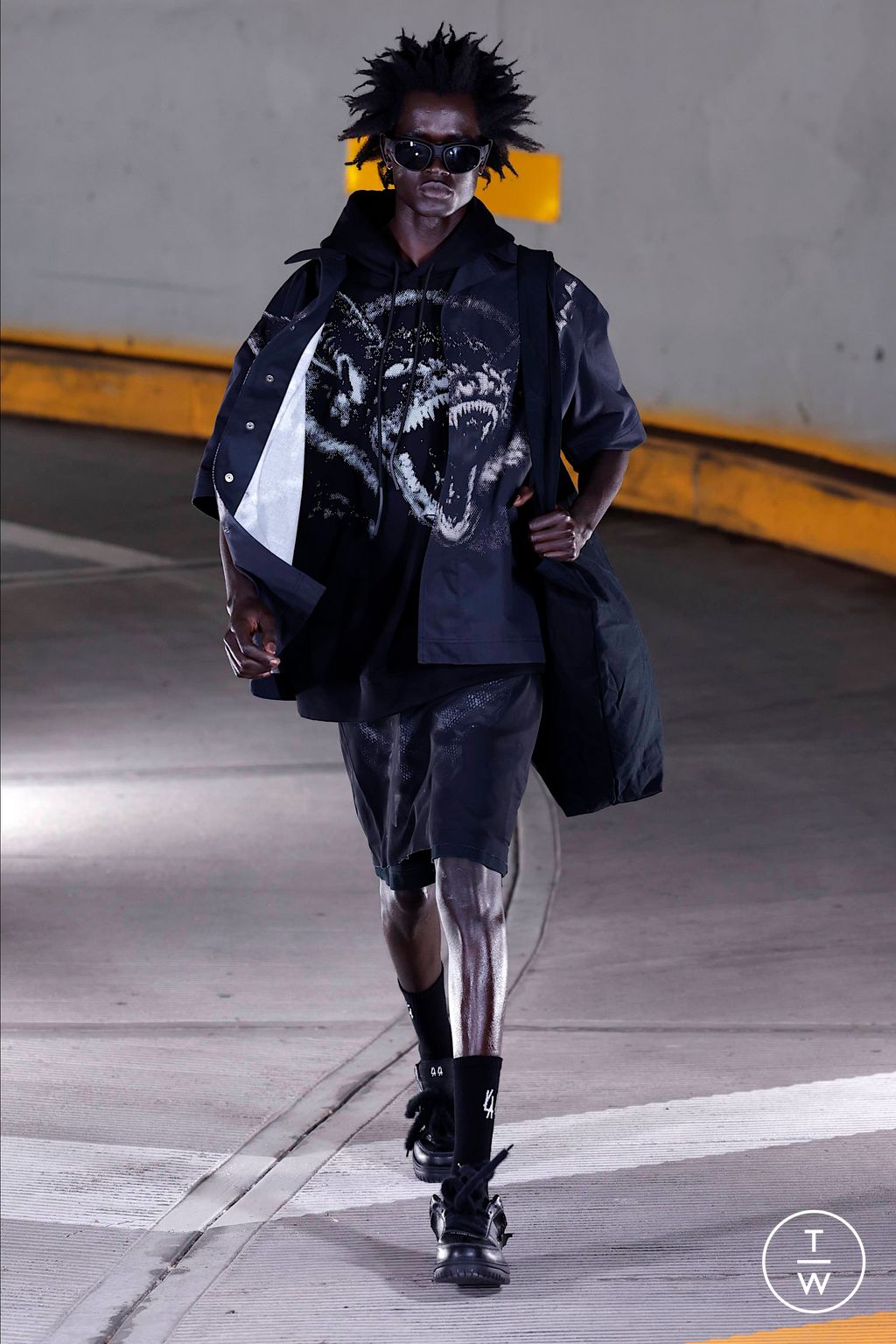 Fashion Week Milan Spring/Summer 2024 look 8 from the 44 Label Group collection 男装