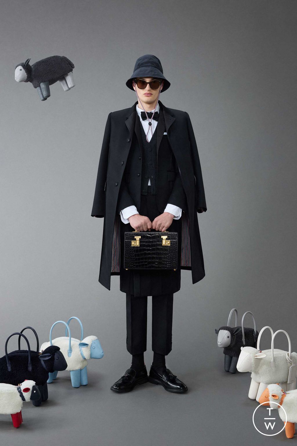 Fashion Week New York Resort 2024 look 45 from the Thom Browne collection menswear