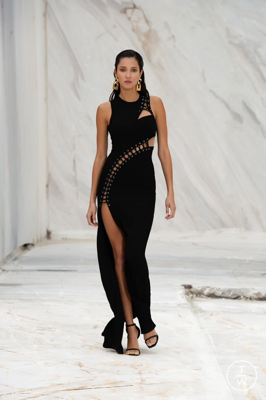 Fashion Week Milan Spring/Summer 2022 look 45 from the Elisabetta Franchi collection womenswear