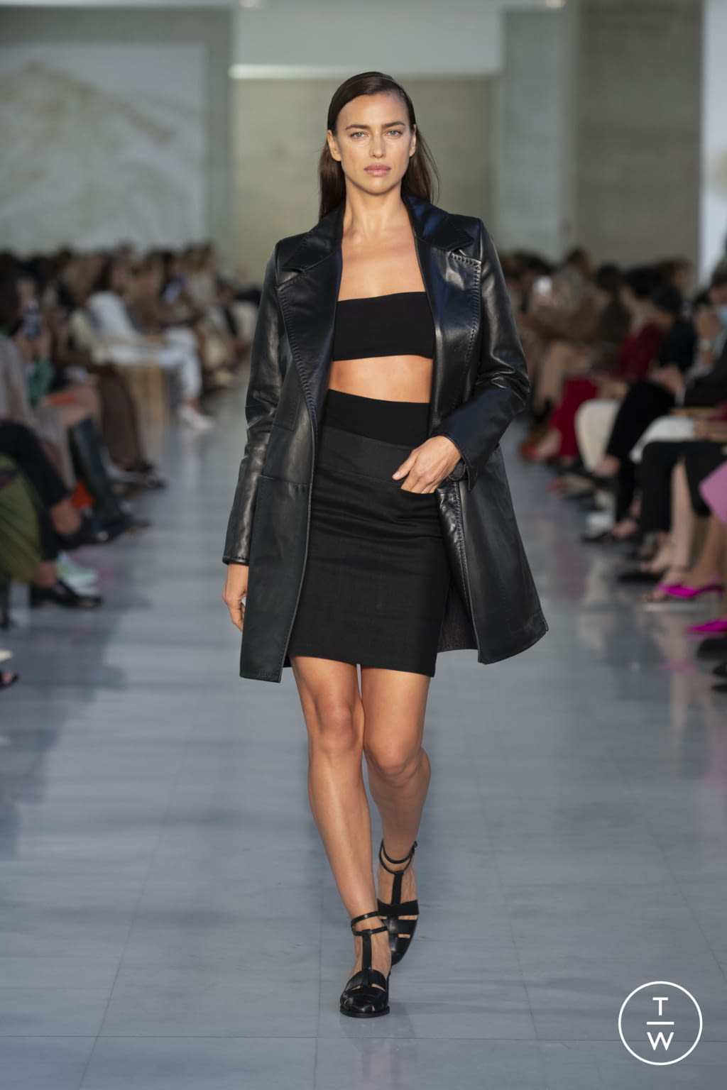 Fashion Week Milan Spring/Summer 2022 look 45 from the Max Mara collection 女装
