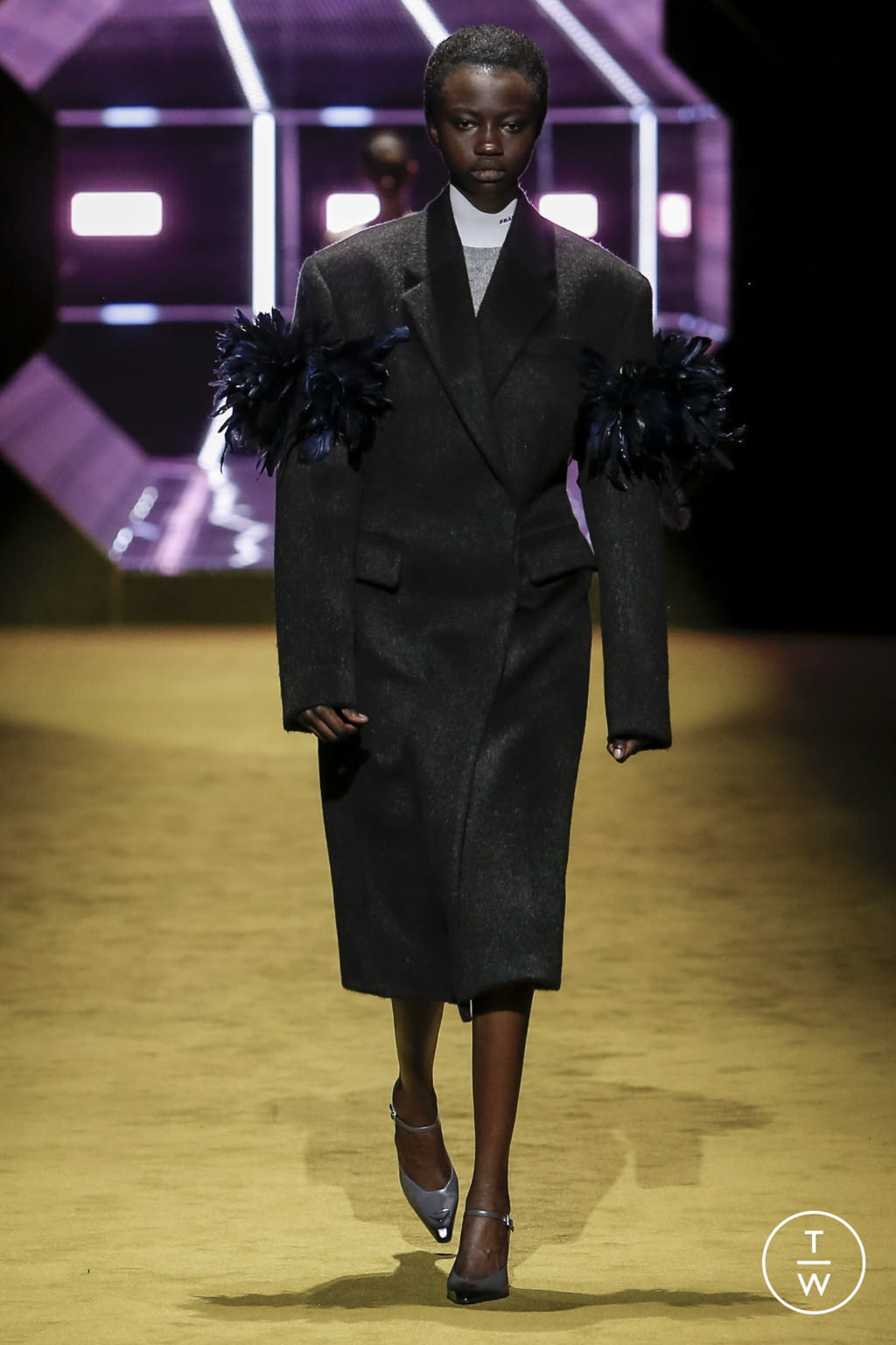 Fashion Week Milan Fall/Winter 2022 look 45 from the Prada collection womenswear