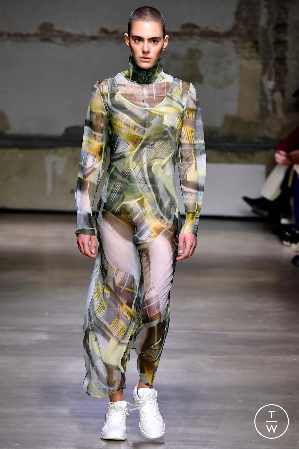 Fashion Week Paris Spring/Summer 2023 look 23 de la collection Dawei womenswear