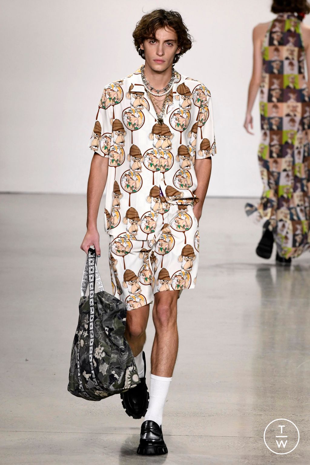 Fashion Week New York Spring/Summer 2023 look 44 from the Vivienne Tam collection womenswear