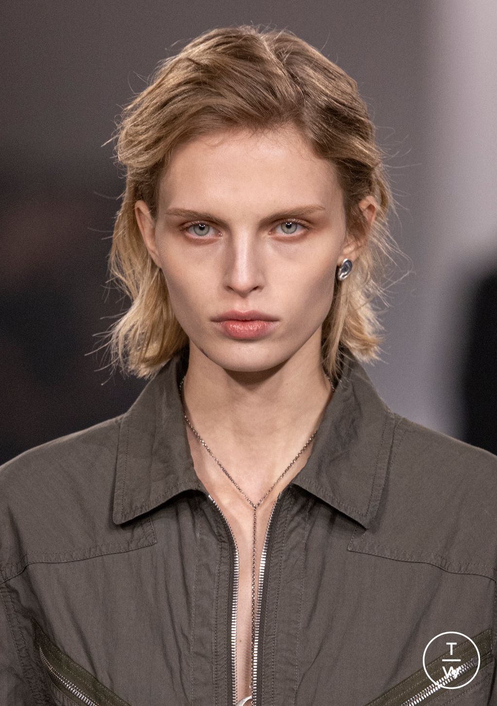 Fashion Week Milan Fall/Winter 2026 look 61 from the Fendi collection 女装配饰