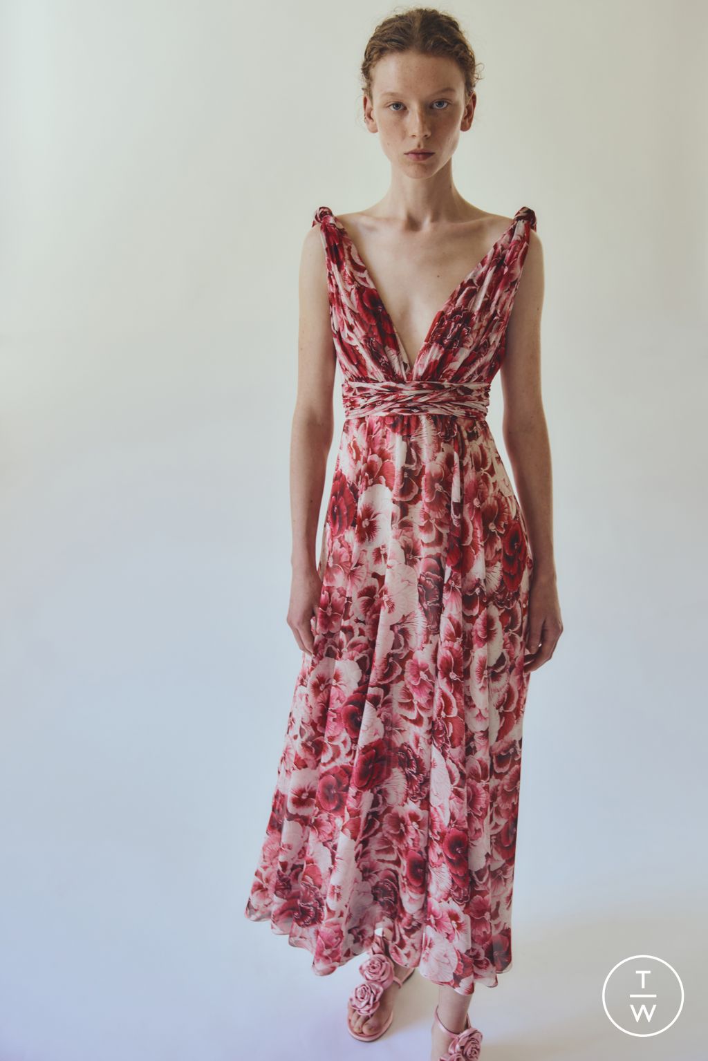 Fashion Week Paris Resort 2026 look 45 from the Giambattista Valli collection womenswear