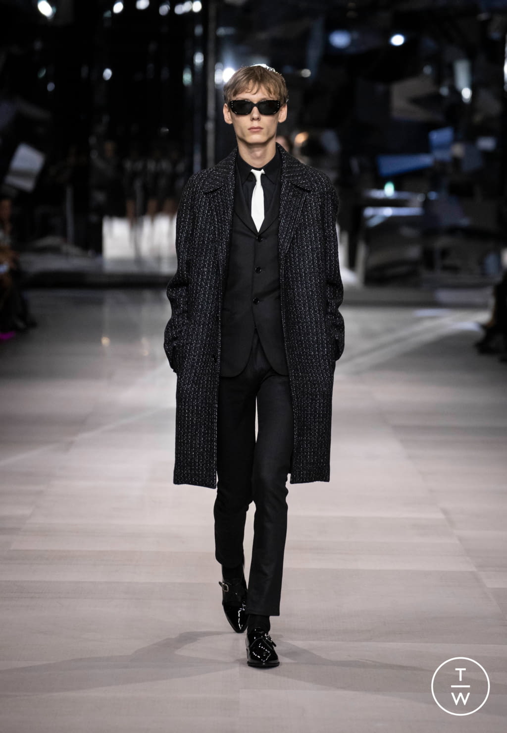Fashion Week Paris Spring/Summer 2019 look 46 from the Celine collection womenswear