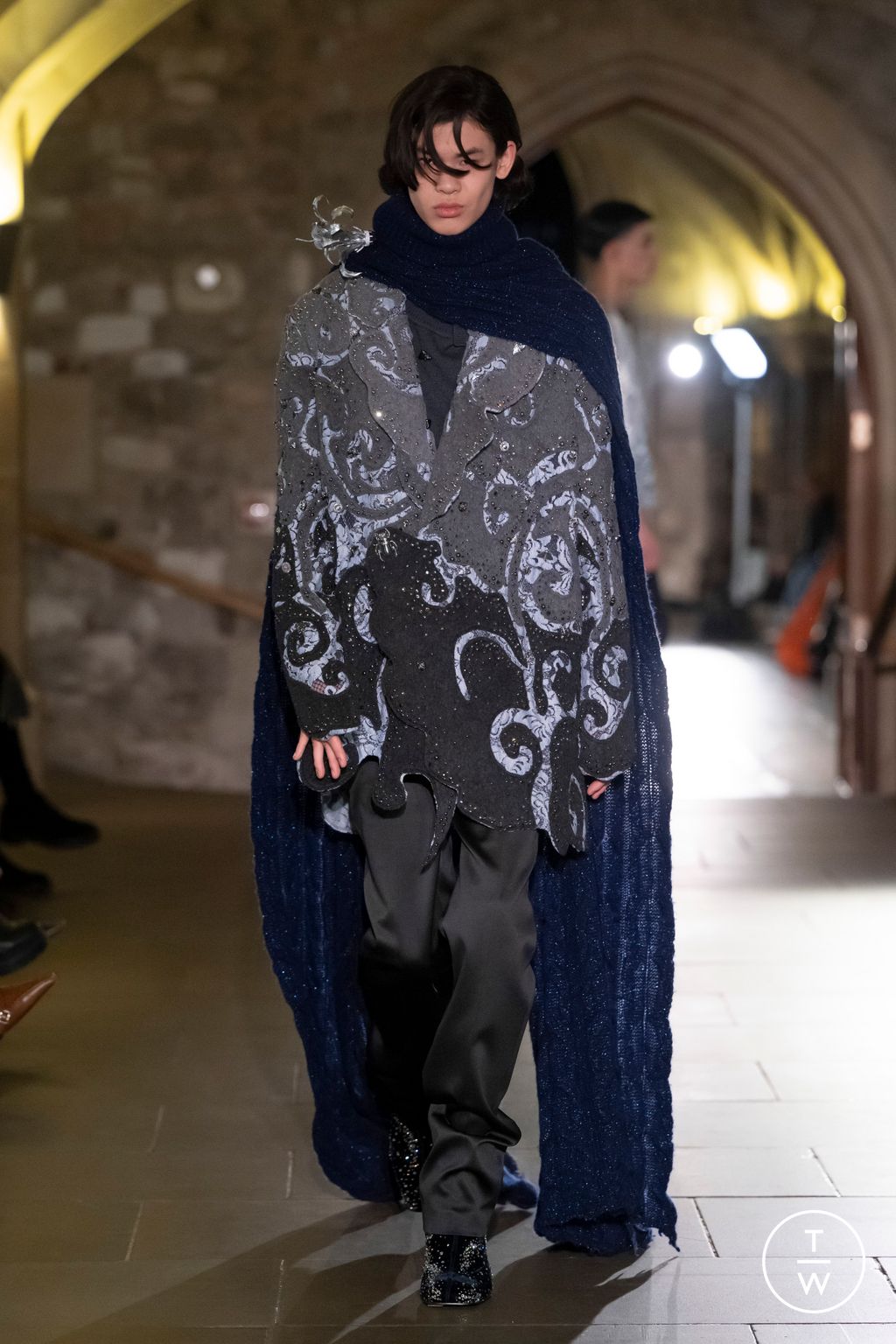 Fashion Week London Fall/Winter 2024 look 47 from the MITHRIDATE collection 女装