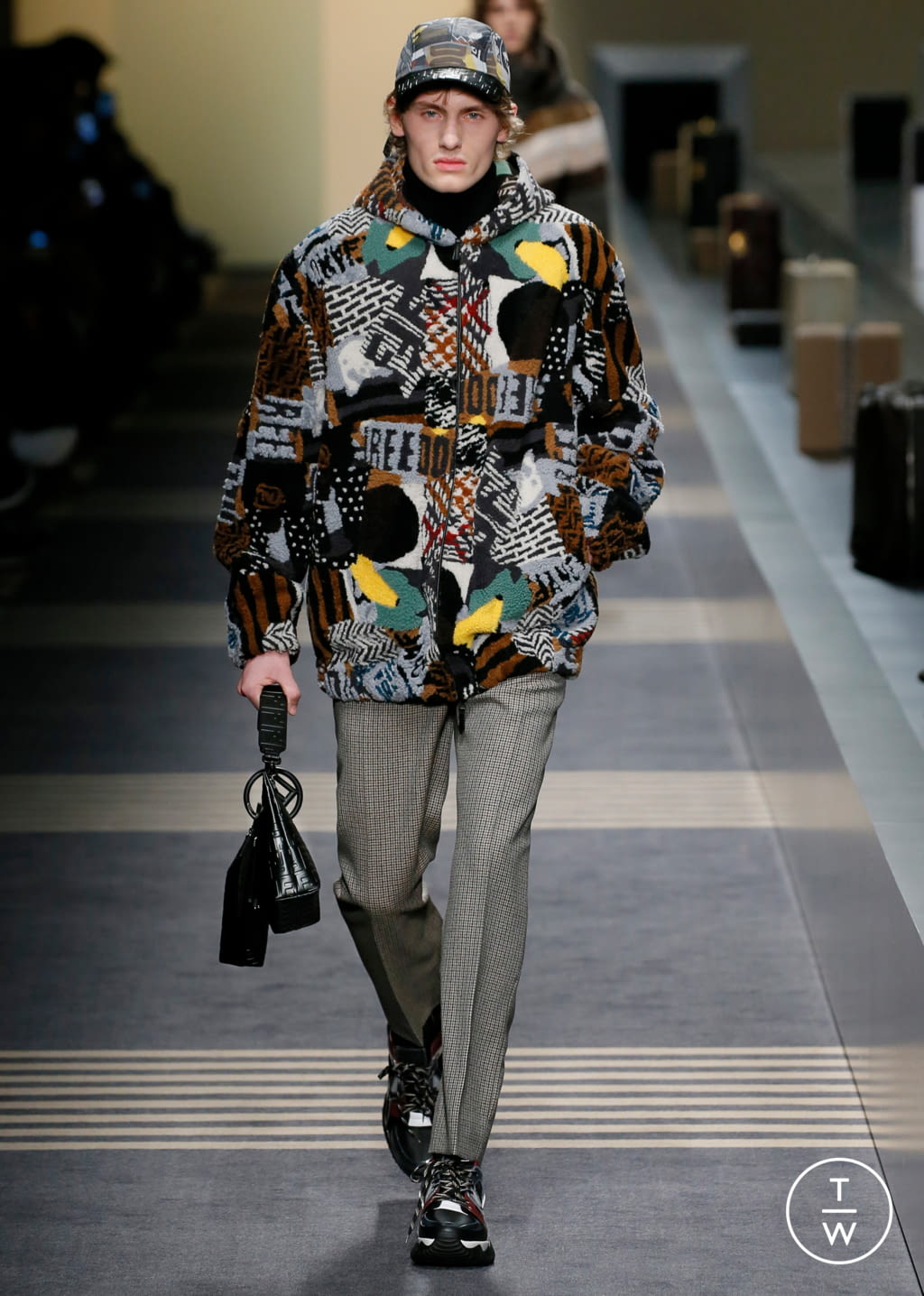 Fashion Week Milan Fall/Winter 2018 look 46 from the Fendi collection menswear