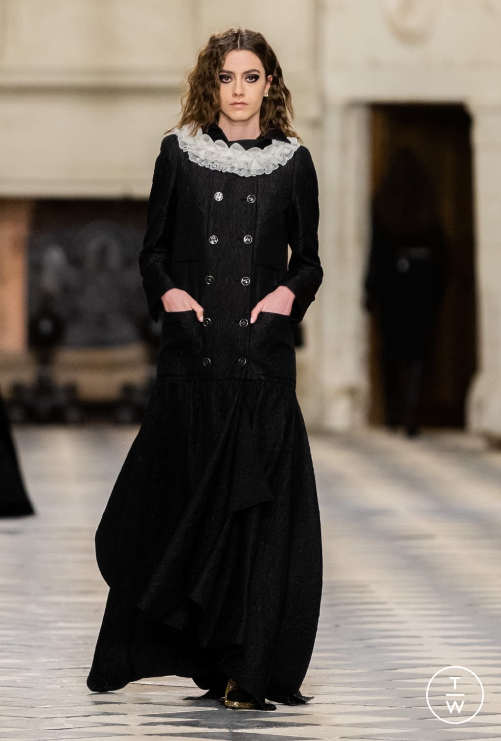 Fashion Week Paris Pre-Fall 2021 look 46 from the Chanel collection womenswear
