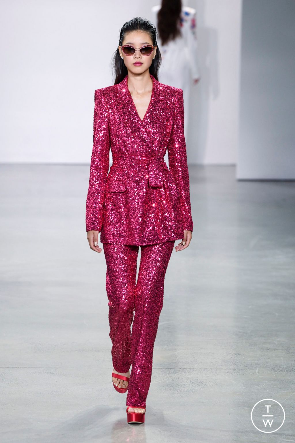 Fashion Week New York Spring/Summer 2023 look 5 from the Badgley Mischka collection womenswear