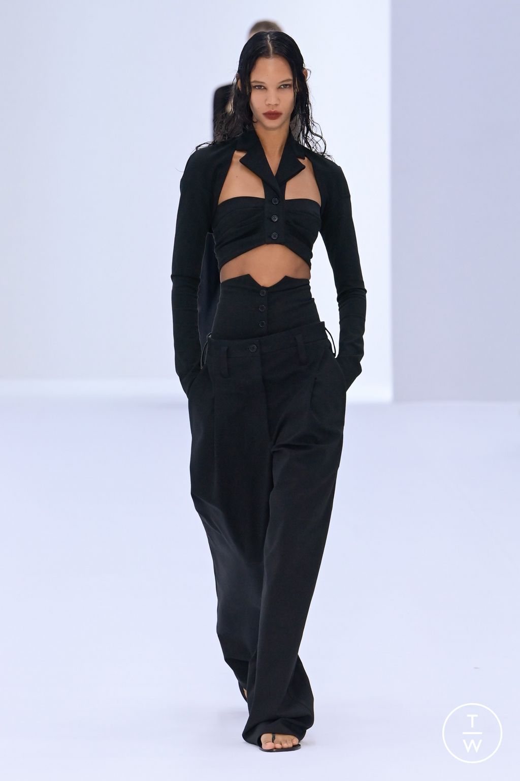 Fashion Week Milan Spring/Summer 2023 look 2 from the Philosophy di Lorenzo Serafini collection 女装