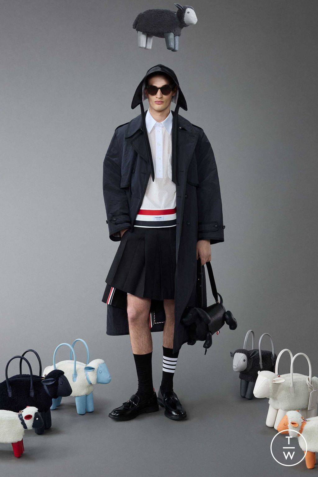 Fashion Week New York Resort 2024 look 47 from the Thom Browne collection menswear