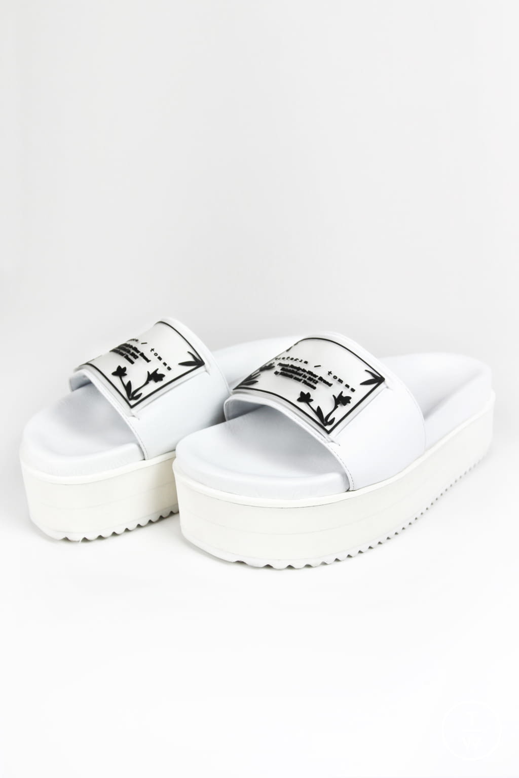 Fashion Week Paris Spring/Summer 2021 look 12 from the Victoria/tomas collection womenswear accessories