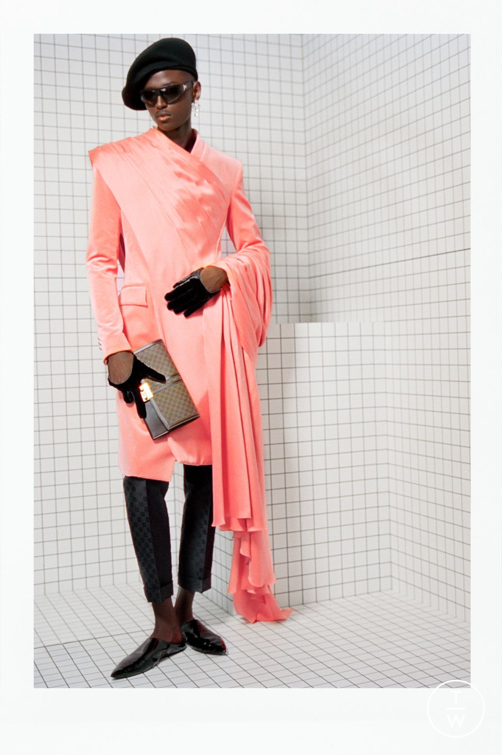 Fashion Week Paris Fall/Winter 2023 look 75 de la collection Balmain menswear